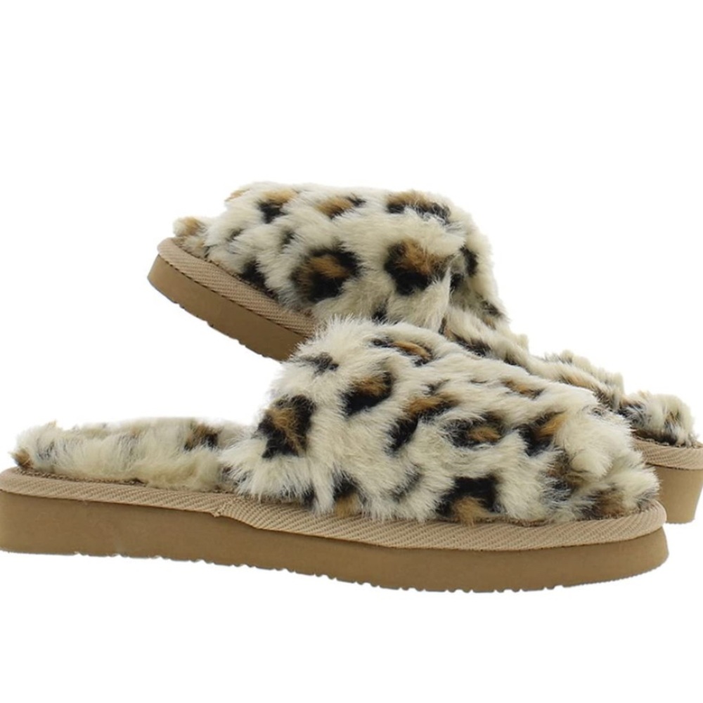 Minnetonka Lyla Girls' Toddler-Youth Slip On Slippers